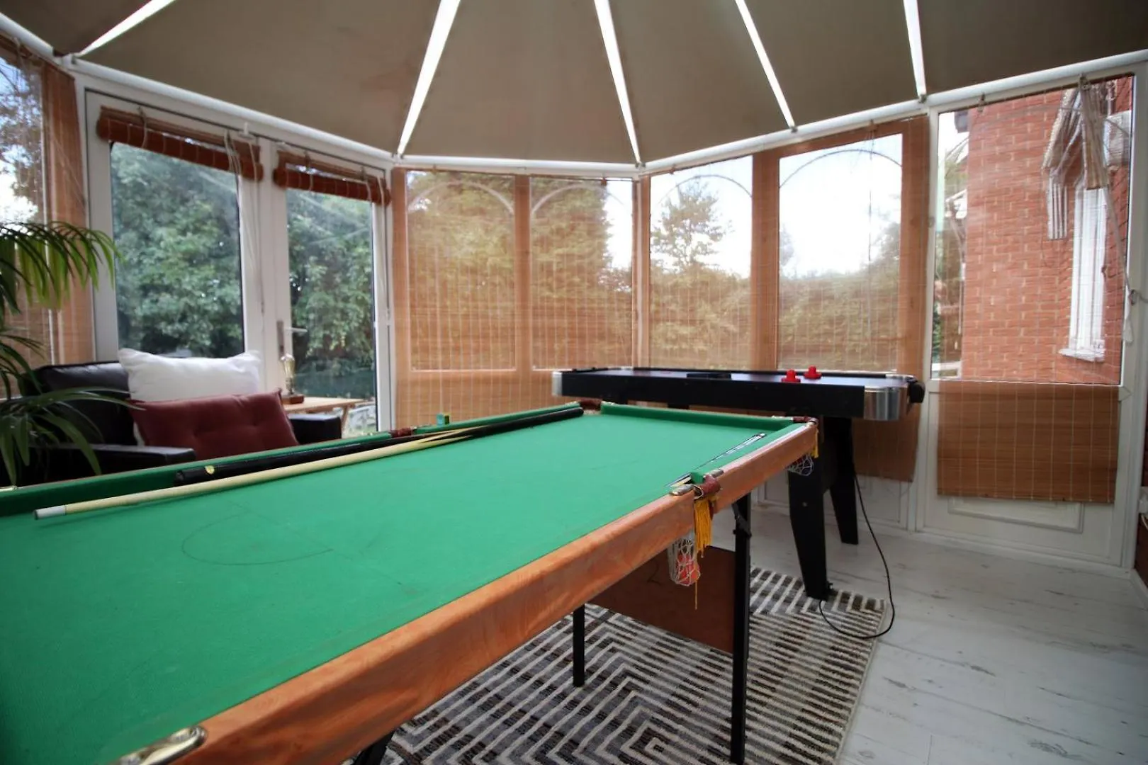 Chartwell Grove Hotel Nottingham Guest house